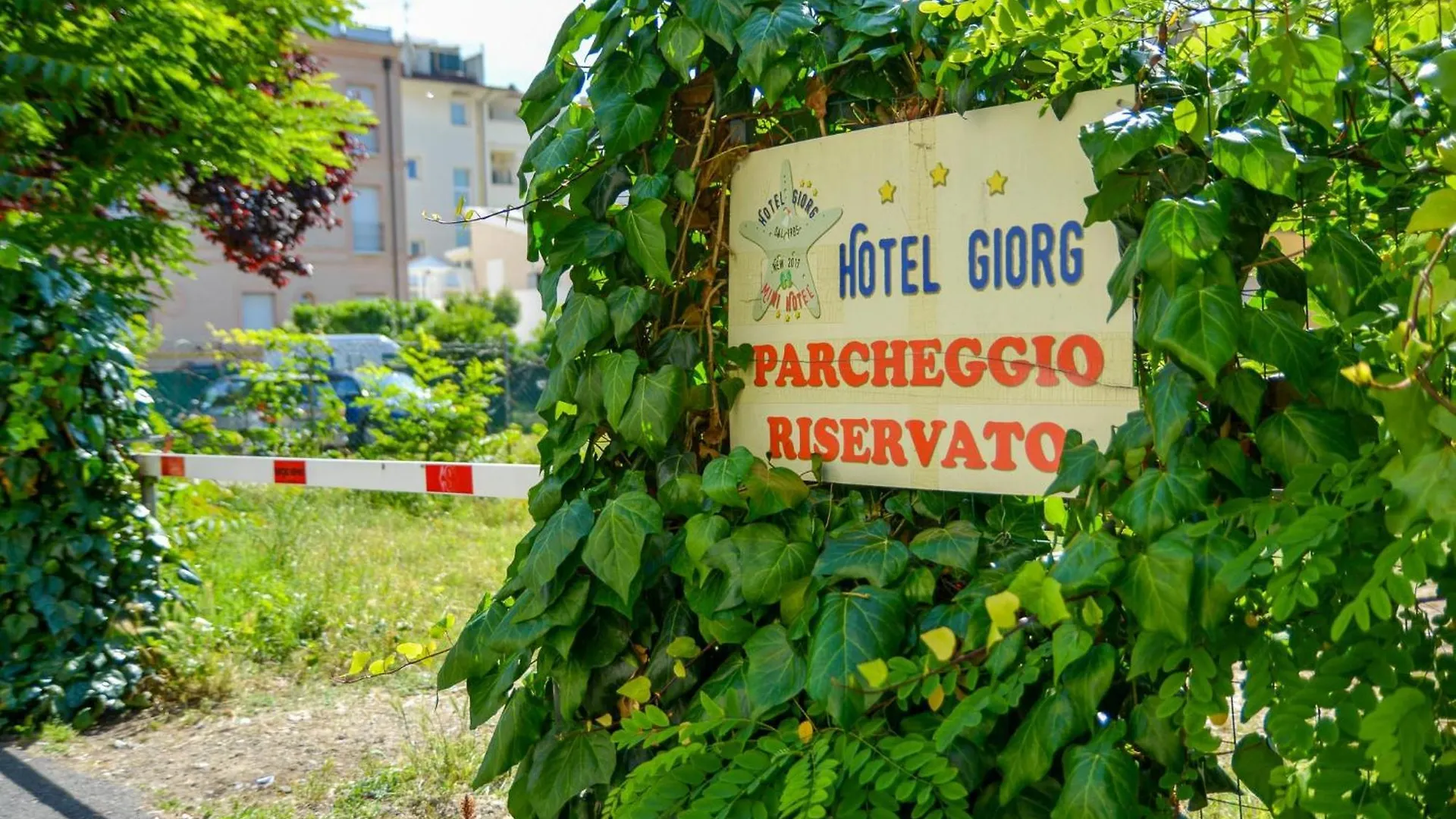 Aparthotel Giorg Rimini İtalya